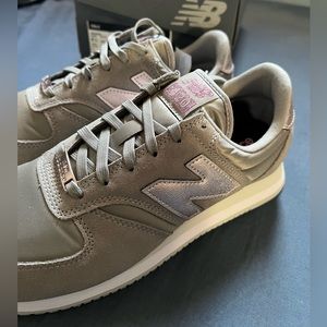 New Balance 420v2 US 8.5